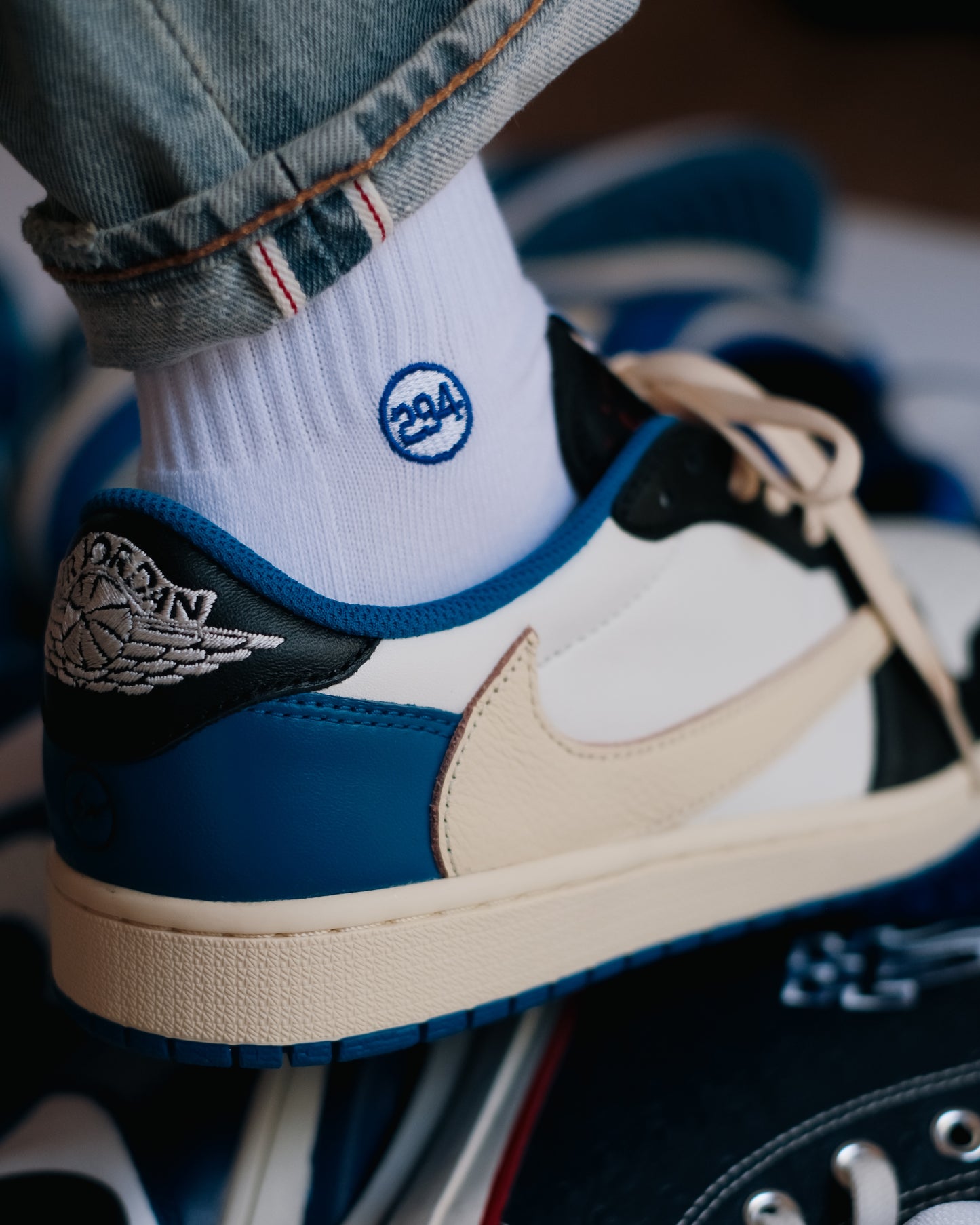 Signature 294 White Socks