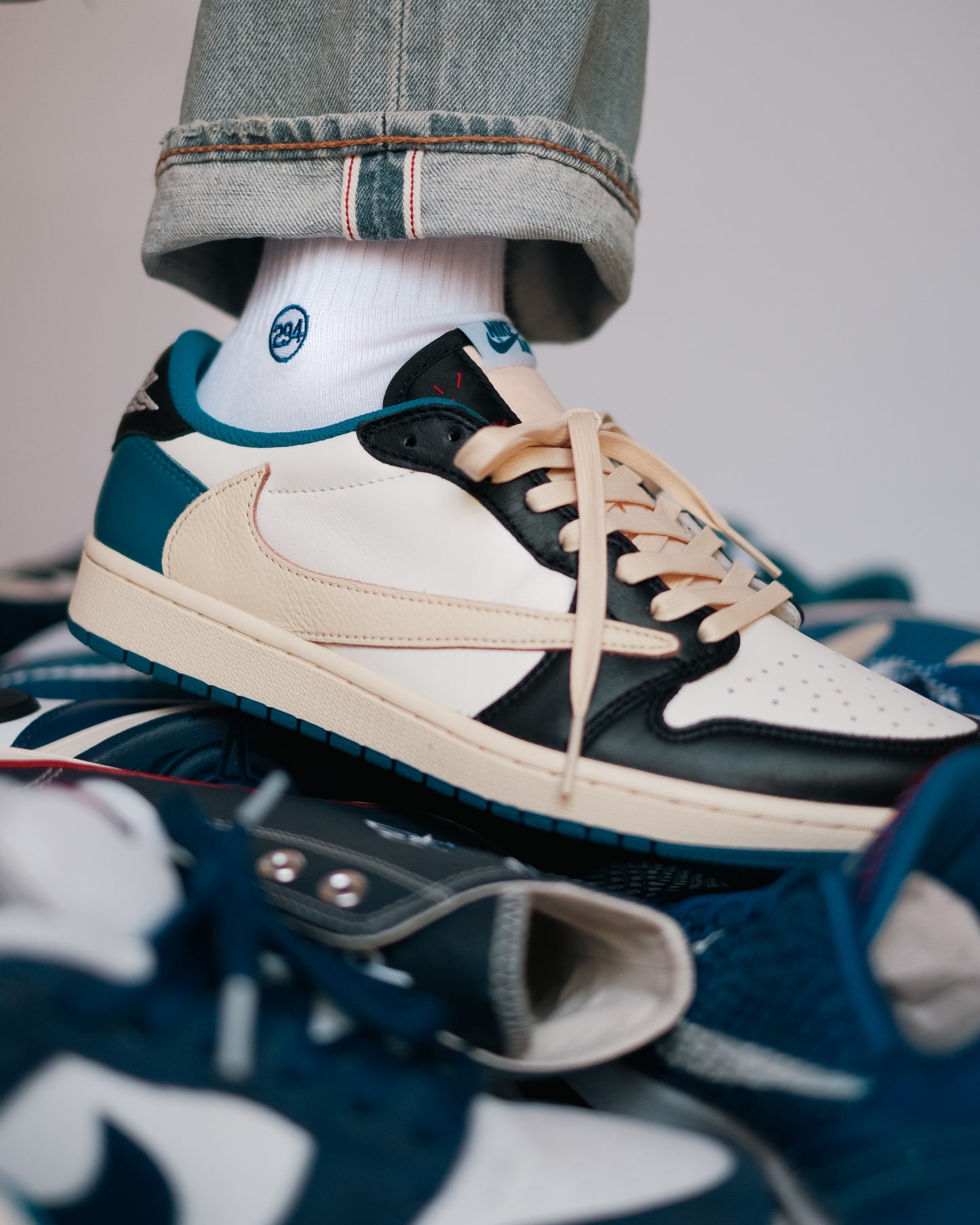 Signature 294 White Socks